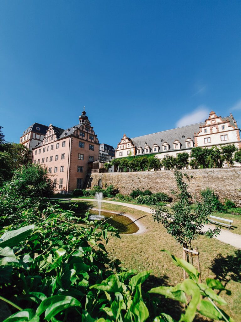 Darmstadt ferienfrei Sehenswürdigkeiten Schloss