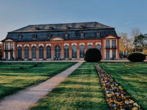 Orangerie Darmstadt Sehenswüridgkeiten ferienfrei