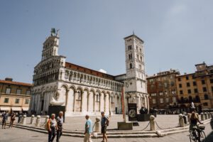 Lucca Sehenswürdigkeiten ferienfrei San Michele